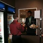 Hampton Inn & Suites Detroit/Airport Romulus 