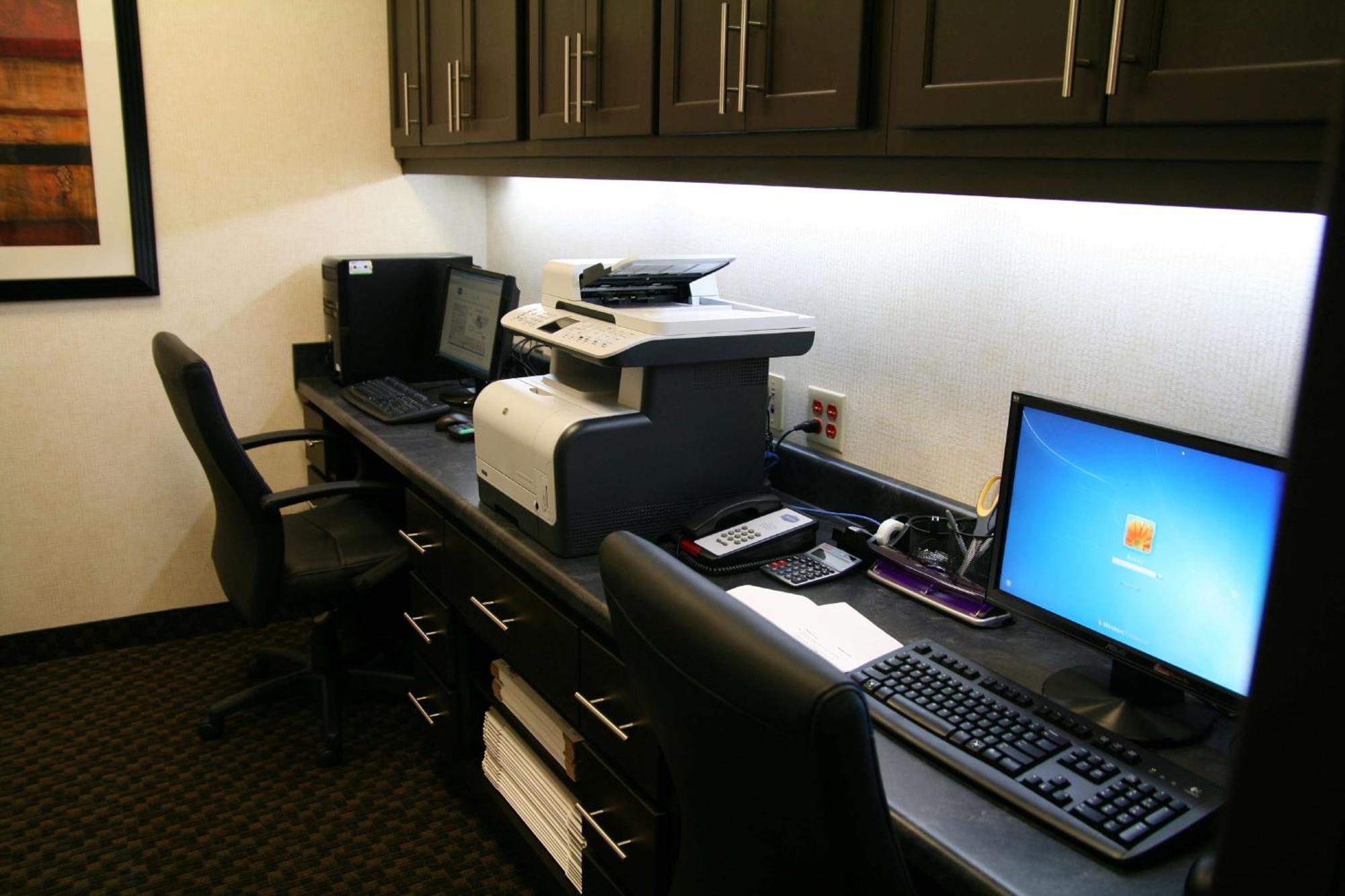 Hampton & Detroit/airport Hotel Romulus