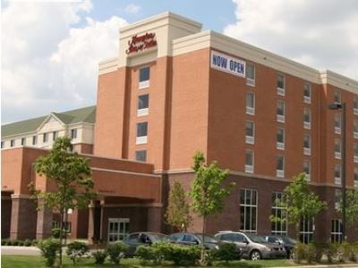 Hampton Inn&suites Detroit/airport